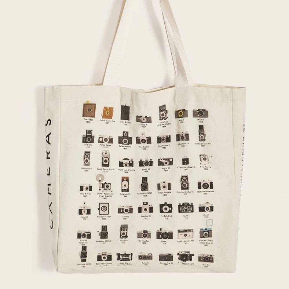 Tote bag